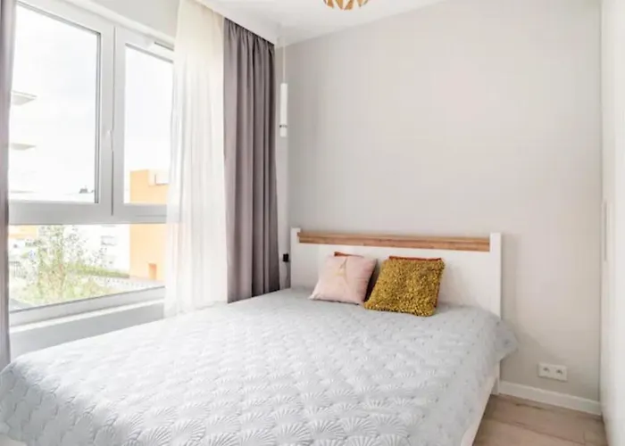 Lux 2 Pokojowe In Z Bezplatnym Podziemnym Parkingem Warschau