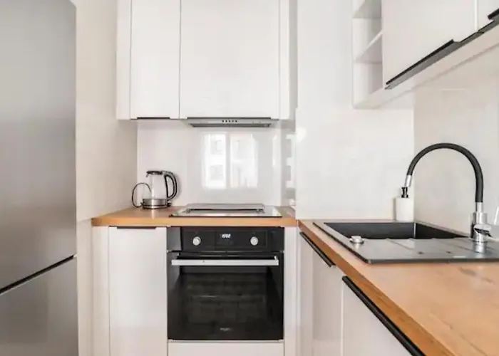 Lux 2 Pokojowe In Z Bezplatnym Podziemnym Parkingem Apartment Warschau