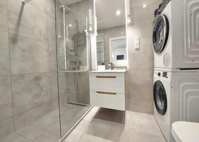 Apartment Lux 2 Pokojowe In Z Bezplatnym Podziemnym Parkingem Warschau