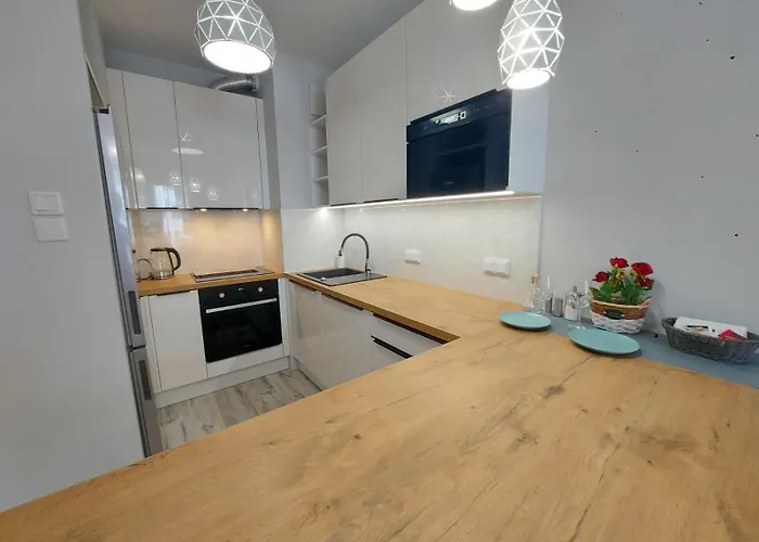 Lux 2 Pokojowe In Z Bezplatnym Podziemnym Parkingem Apartment