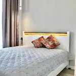 Διαμέρισμα Lux 2 Pokojowe In Z Bezplatnym Podziemnym Parkingem Βαρσοβία