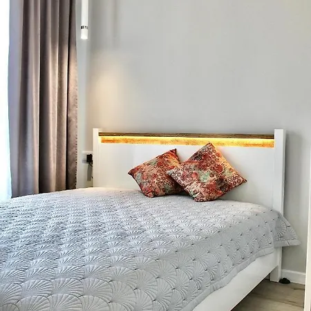 アパート Lux 2 Pokojowe In Z Bezplatnym Podziemnym Parkingem ワルシャワ