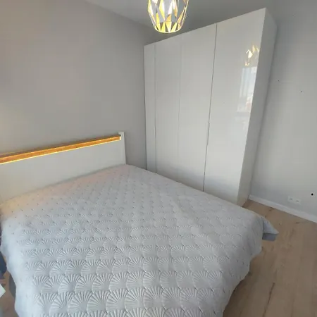 Lux 2 Pokojowe In Z Bezplatnym Podziemnym Parkingem وارسو