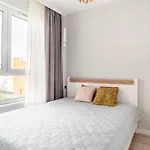 Lux 2 Pokojowe In Z Bezplatnym Podziemnym Parkingem Warszawa